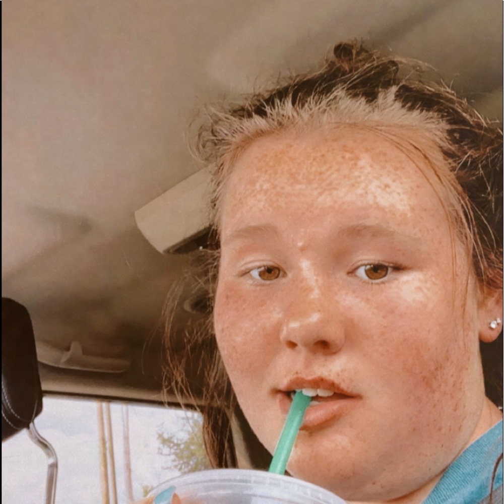 Meet your Posher, Hailey